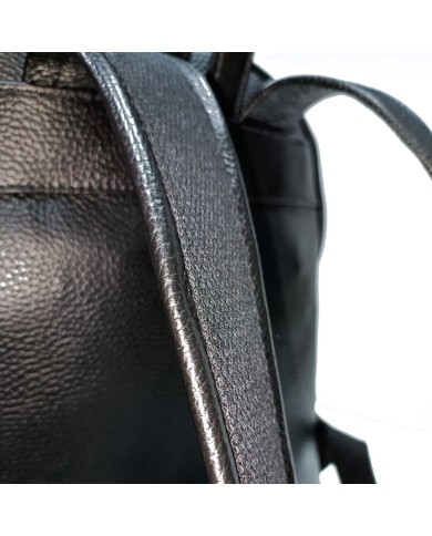 ZAINO IN PELLE con portachiavi incluso